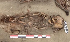 Hai ngôi mộ trẻ em hé lộ căn bệnh tàn khốc 500 năm trước