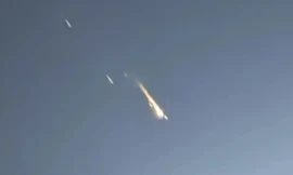 Vệ tinh Trung Quốc bốc cháy trên bầu trời nước Mỹ như 'quả cầu lửa' 