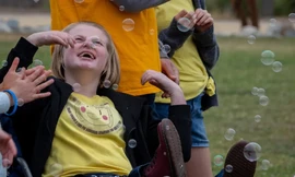 Hội chứng lạ khiến con người không thể đi lại và nói được