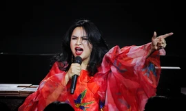 Đỗ Bảo kịch tính hóa nhạc Phú Quang