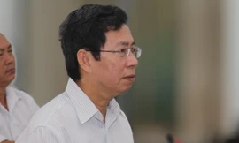 Phó Chủ tịch thành phố Nha Trang lĩnh án 9 tháng tù