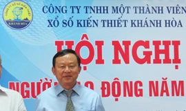 Giám đốc công ty xổ số ưu ái người nhà, liên tục nâng lương cho cháu