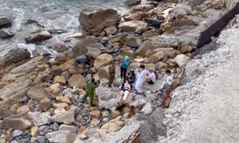 Cô gái rơi xuống vực sâu ở Nha Trang khi đang chụp ảnh, bạn trai hô hoán cầu cứu