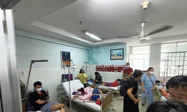 Ai tổ chức bếp ăn bán trú cho học sinh trường iSchool Nha Trang?