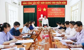 Cách hết chức vụ trong Đảng đối với Giám đốc Trung tâm phát triển quỹ đất Khánh Hoà