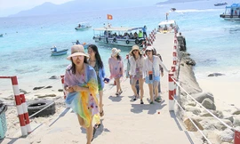 Hơn 5.300 người Trung Quốc bị 'kẹt' tại Khánh Hoà sẽ được bay về nước