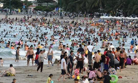 Khánh Hòa thu hơn 1.300 tỷ từ gần 1 triệu khách du lịch