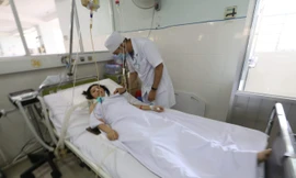 Khánh Hoà: 2 vợ chồng ngộ độc pate Minh Chay phải nhập viện