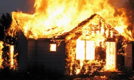 Người cha tự đâm mình tử vong sau khi đốt nhà khiến con chết cháy