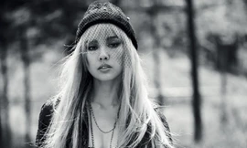 Lee Hyori tái xuất đầy quyến rũ và hoang dã