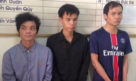 Các đối tượng tại cơ quan công an. Ảnh: Dân Trí.