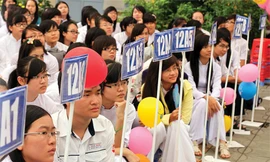 Những quyết sách thiếu thuyết phục