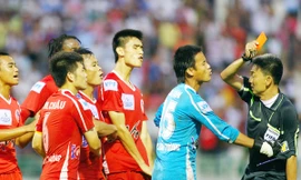 Hải Phòng kỷ luật nặng thủ môn Đậu Ngọc Tân