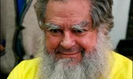 Thầy bói tiếng tăm đoán ông Obama thất cử