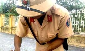 Giả danh CSGT 'làm luật' người vi phạm