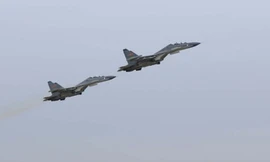 Su-30 của Trung Quốc trong cuộc tập trận hôm 18-2