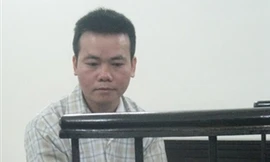 Đánh mẹ, giết hàng xóm vì... thùng cháo