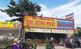 9X vào tận tiệm vàng cướp dây chuyền