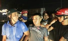 Gửi ảnh nóng cho 'bạn trên mạng, người phụ nữ bị ép quan hệ tình dục