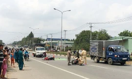 Tai nạn liên hoàn 4 người thương vong, một xe liên quan rời khỏi hiện trường