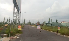 Khách hàng mua đất nền dự án Golden Center City bức xúc vì chờ 'sổ đỏ'