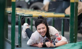 Hoa hậu Ngọc Hân tham gia thử thách đu xà, vượt rào thép gai ở 'Chúng tôi là chiến sĩ'