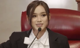 Đỗ Thị Hà tự tin thuyết trình tiếng Anh tại vòng 2 phần thi Đối đầu khiến fans tự hào