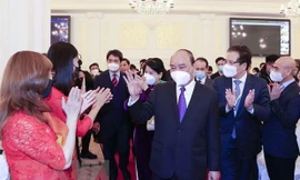 Chủ tịch nước Nguyễn Xuân Phúc gặp mặt đại diện kiều bào Việt Nam tại Liên bang Nga