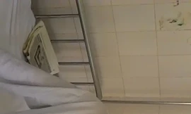 Ông Lợi bị đánh rách giác mạc 