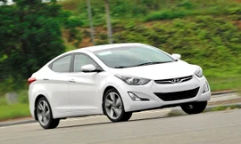 Xe Hàn Quốc đua nhau giảm giá