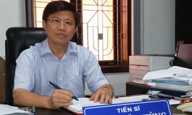 Ông Phạm Văn Hùng, Giám đốc Sở GD&ĐT tỉnh TT-Huế, khẳng định: “Đây là sự việc vi phạm nghiêm trọng đạo đức nghề giáo, vi phạm điều cấm đối với giáo viên”. Ảnh: Ngọc Văn