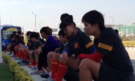 Tuyển Việt Nam hạ tuyển Lào 11-0