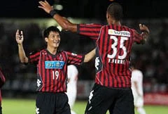 Công Vinh lập đại công, nuôi hy vọng cho Sapporo