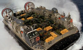 Hải quân Mỹ tập trận đổ bộ đánh chiếm bờ biển ở Nhật