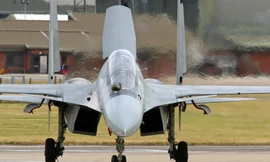 Su-30MKI Ấn Độ bay ngàn dặm tới Anh đọ sức cùng Typhoon