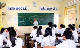 Tranh luận nóng về đề xuất bỏ 'Tiên học lễ, hậu học văn'