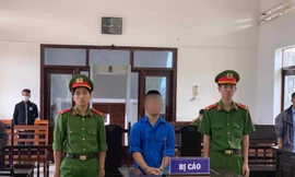 Chém ông ngoại tử vong, thanh niên 16 tuổi nhận án 10 năm tù