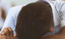 Sở GD&ĐT Cà Mau: Thấy học sinh úp mặt xuống bàn, giám thị ngỡ đã làm xong?