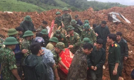 Tìm thấy 22 thi thể cán bộ chiến sĩ bị vùi lấp ở Quảng Trị