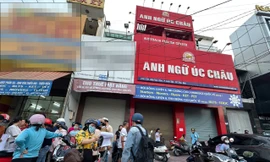 Trung tâm Anh ngữ đột ngột đóng cửa, hàng trăm phụ huynh điêu đứng