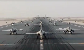 Qatar khoe sức mạnh không quân bằng cuộc diễn tập ‘voi đi bộ’ 