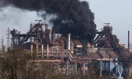 Quân đội Ukraine ra lệnh cho binh sĩ tại ‘pháo đài’ Azovstal đầu hàng