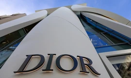 Dior gây chấn động: Mua túi 1,4 triệu đồng, bán tới gần 70 triệu đồng