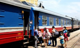 Bán vé tàu Tết sớm, đường sắt 'nói không' với ghế phụ