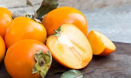 Hồng ngâm vào mùa, ngon khó cưỡng, nhưng những người sau tuyệt đối không nên ăn