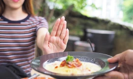 Nhịn ăn, bỏ bữa có thể khiến cơ thể suy kiệt, mắc 'tỷ bệnh nguy hiểm'