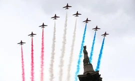 Mãn nhãn màn trình diễn của Không quân Hoàng gia Anh