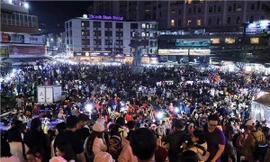 Đà Lạt lại 'thất thủ' dịp 30/4, du khách tứ phương đổ về đông đúc đến nghẹt thở