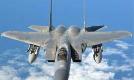 Tiêm kích F-15 của Nhật Bản mất tích trên biển