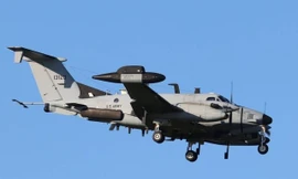 Máy bay trinh sát RC-12X